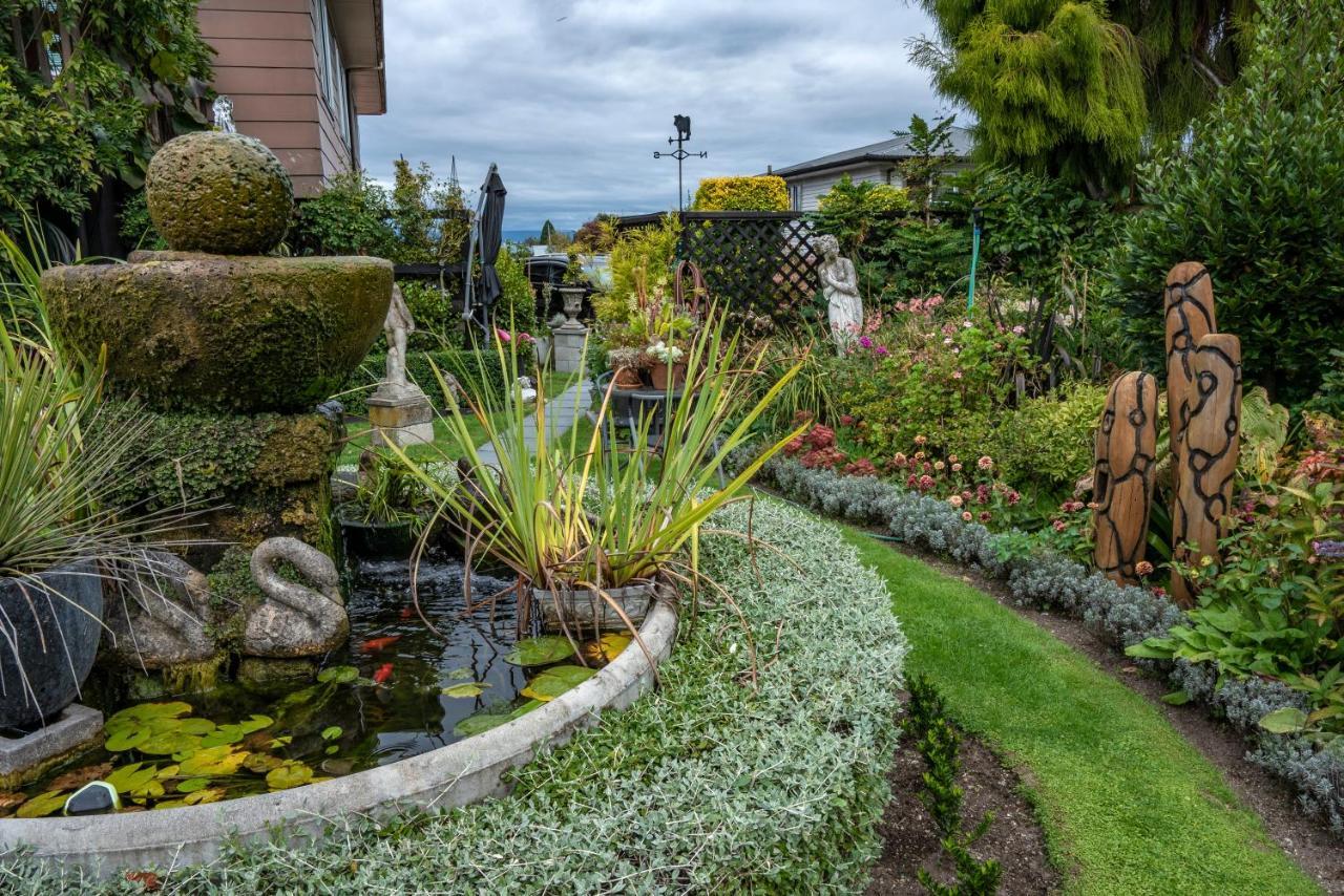 Dunrovin Motel Taupo Exterior photo