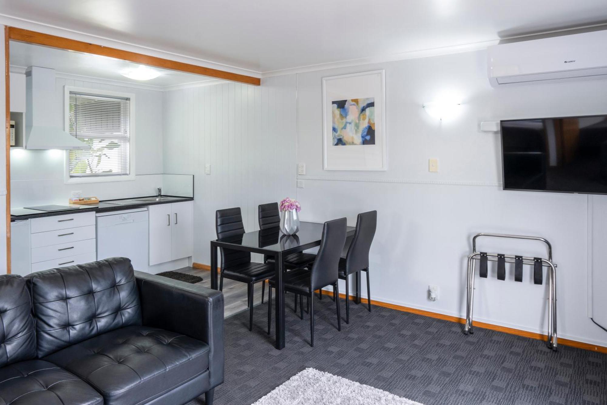 Dunrovin Motel Taupo Room photo
